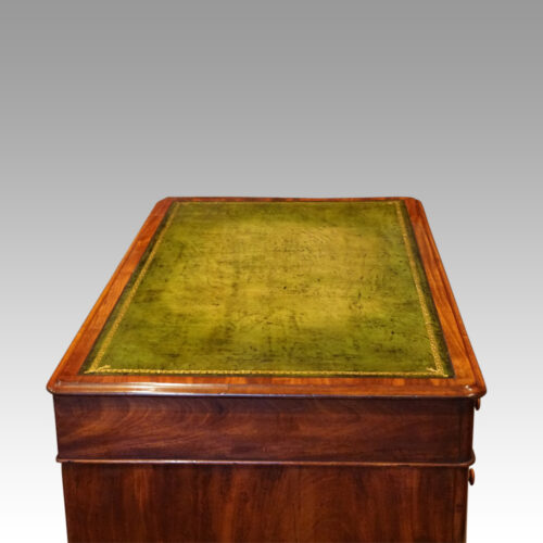 Victorian mahogany pedestal desk top view
