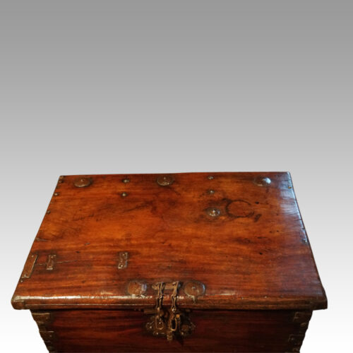 Antique merchants strongbox lid