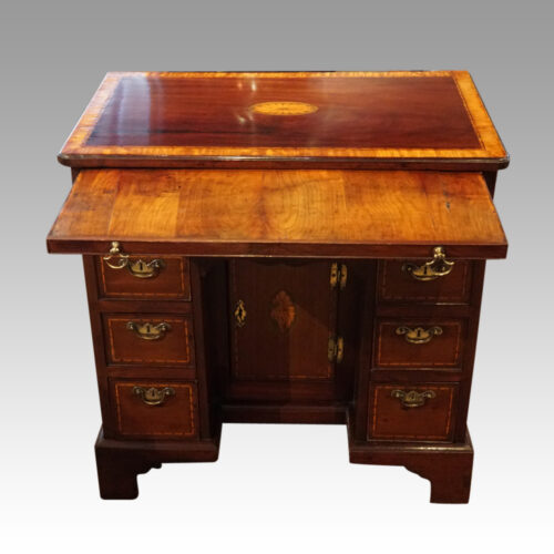George III inlaid kneehole slide