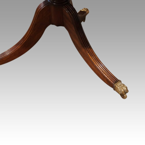 Georgian style mahogany dining table legs