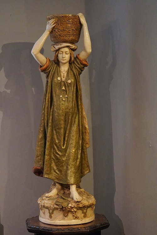 Large Royal Dux figure