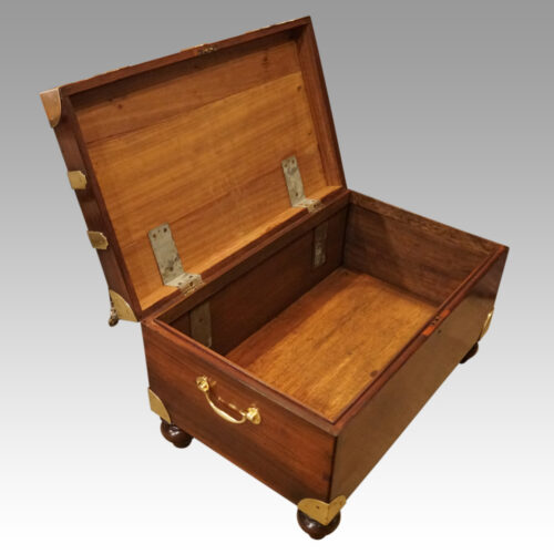 Victorian mahogany military chest interior