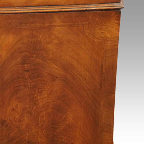 Walnut pedestal desk Waring and Gillows detail side