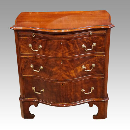 Edwardian small serpentine chest