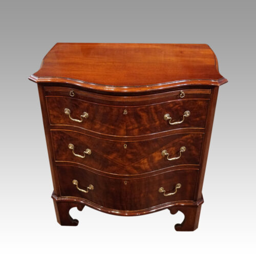 Edwardian small serpentine chest front