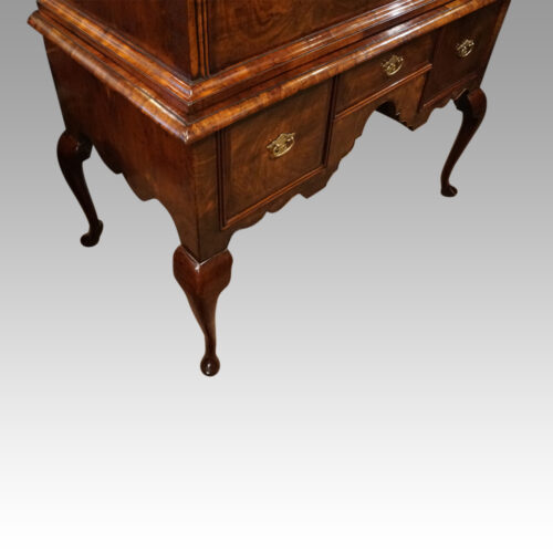 George I walnut chest on stand base