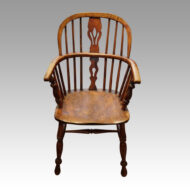 Set of 6 19thc windsor armchairs detail chair