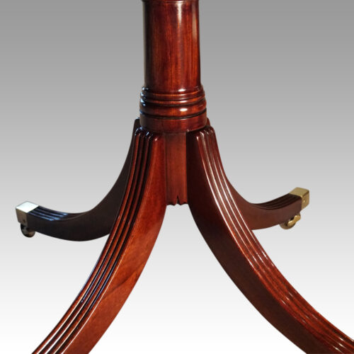 George V mahogany inlaid twin pillar dining table column