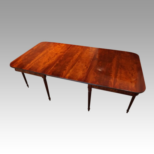 Mahogany reeded leg extending dining table