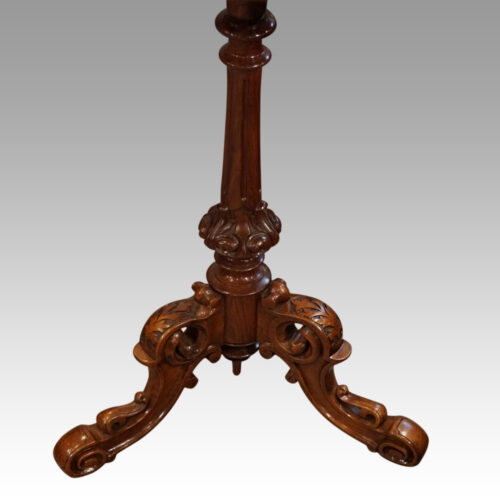 Victorian inlaid walnut Maypole wine table top column