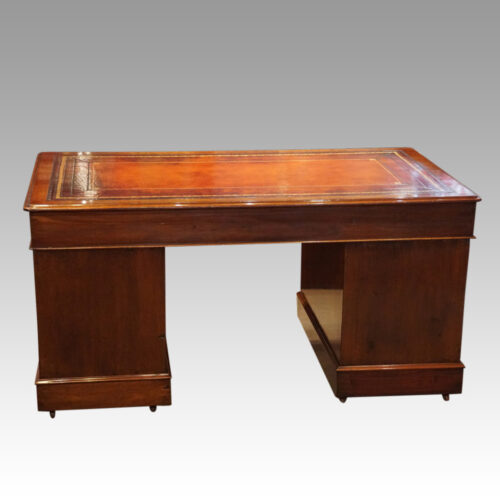 Victorian mahogany pedestal desk 150cms rear