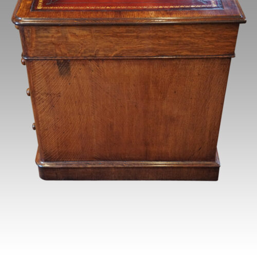 Victorian oak pedestal desk end