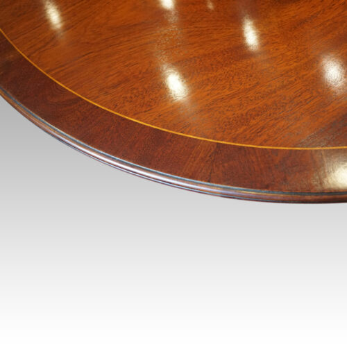 George V mahogany pillar dining table banding