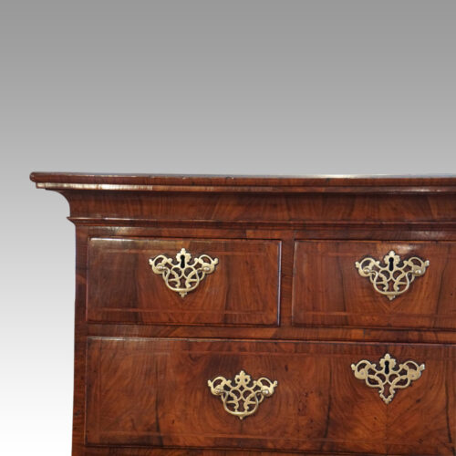 Georgian walnut chest on chest cornice