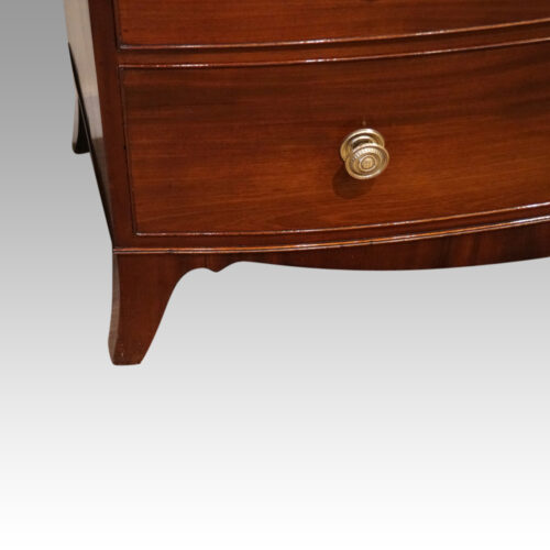 Pair of Georgian bow chests of drawers splay foot