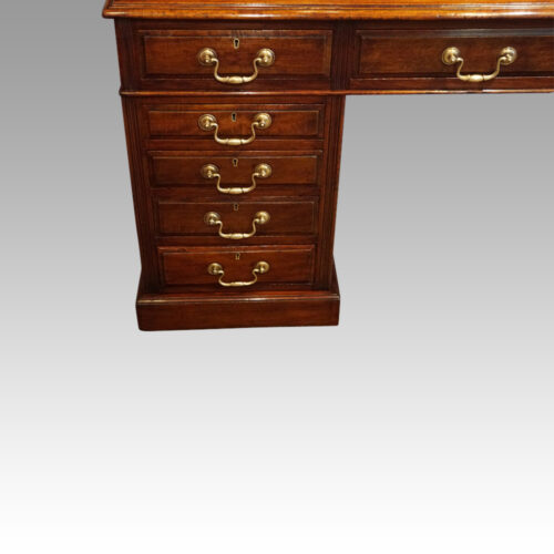 Edwardian mahogany large pedestal desk drawers