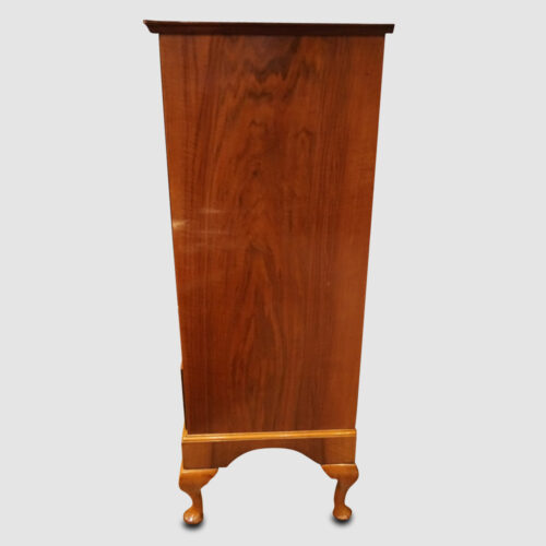George V walnut chest of drawers side