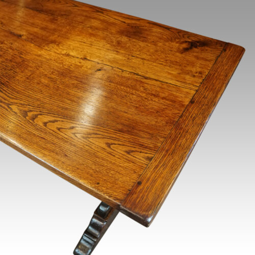Edwardian oak refectory dining table corner