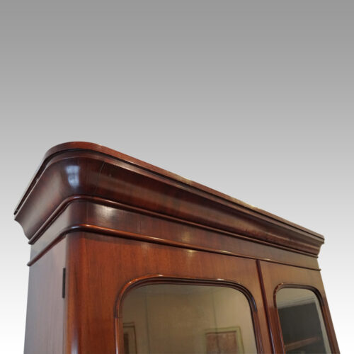 Victorian mahogany library bookcase cornice detail