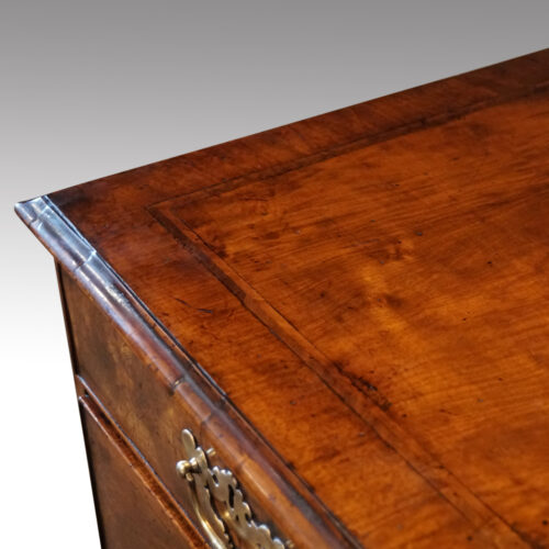 George I walnut chest of drawers corner