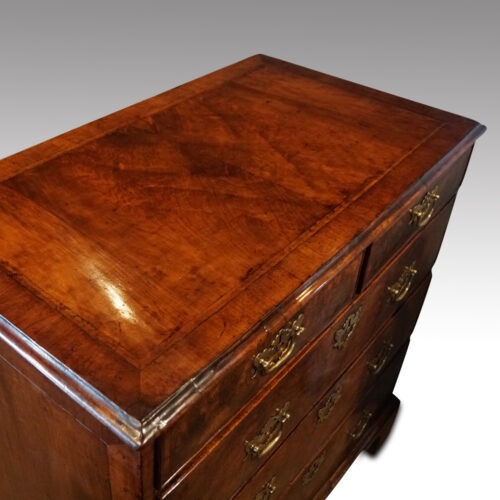George I walnut chest of drawers top