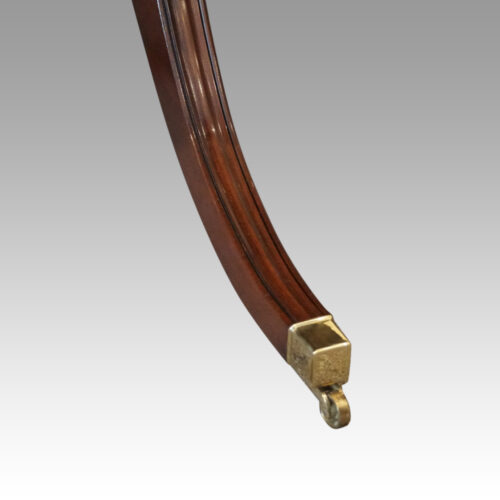 George VI mahogany dining table 4m13c leg