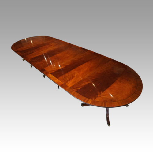 George VI mahogany dining table 4m13c top view