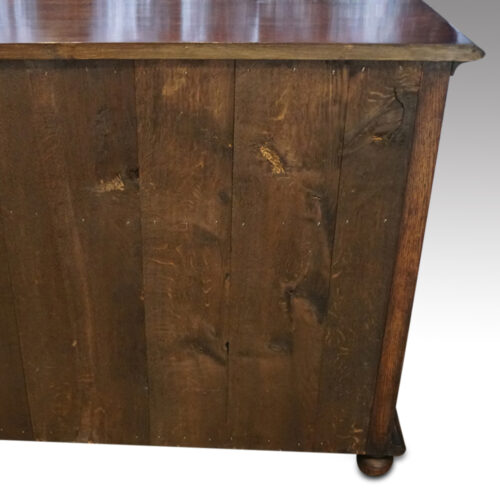 Oak small cupboard back
