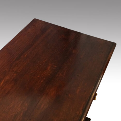 Oak small cupboard top detail