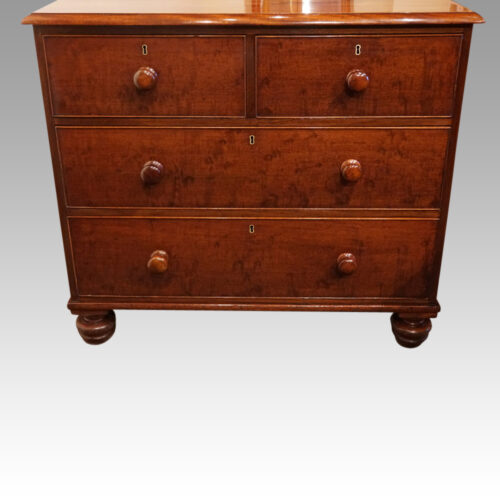 19thc. mahogany chest of drawers front