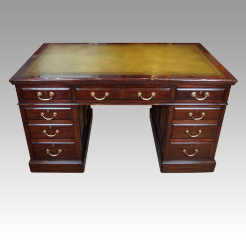 Edwardian mahogany pedestal desk