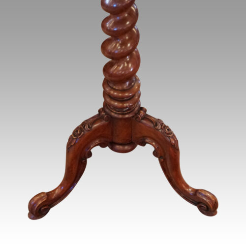 Victorian walnut wine table column