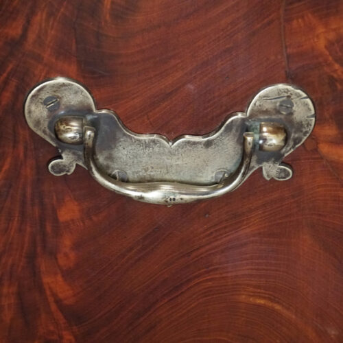 Chippendale style concave chest carrying handle