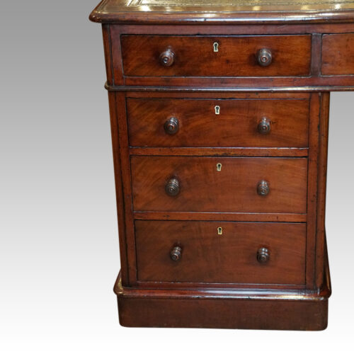 Large Victorian mahogany partners desk pedestal