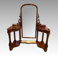 Victorian mahogany Queen dressing table