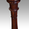 Victorian mahogany Queen dressing table top of leg