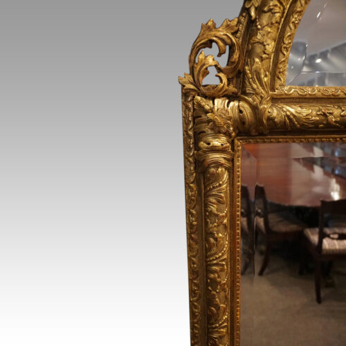 19thc. gilt arch top mirror shoulder
