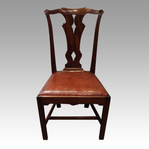 Set of 8 mahogany Georgian style chairs side chair