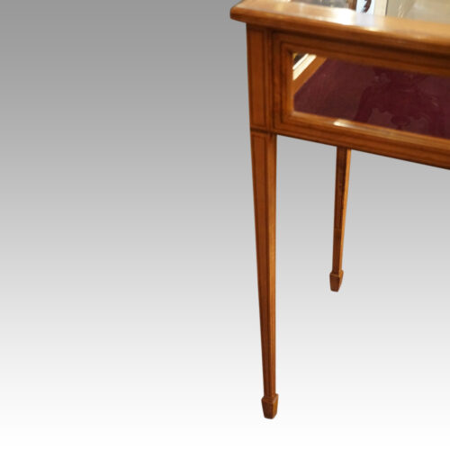 Edwardian satinwood curio table leg