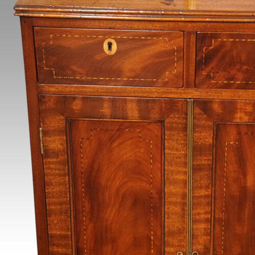 Georgian mahogany small chiffonier front