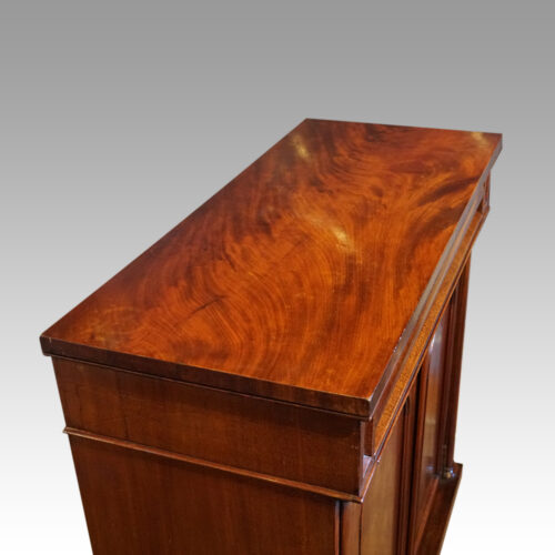 Victorian mahogany chiffonier top
