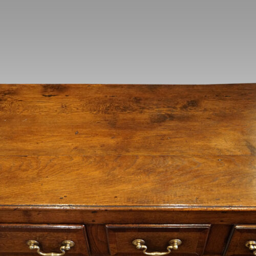 Georgian long dresser base top detail
