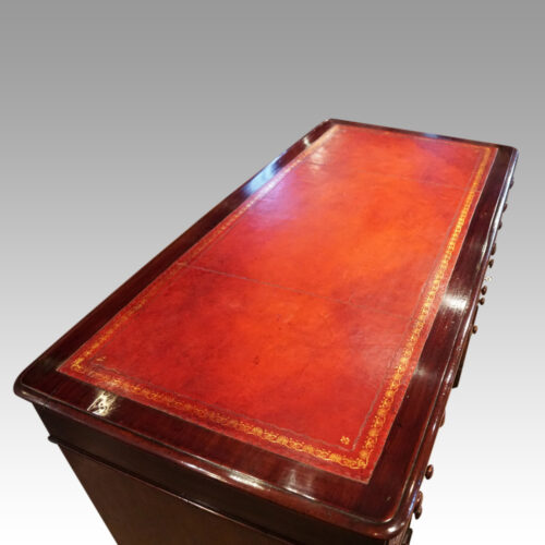 Victorian mahogany pedestal desk leather top