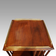 Edwardian walnut revolving bookcase top