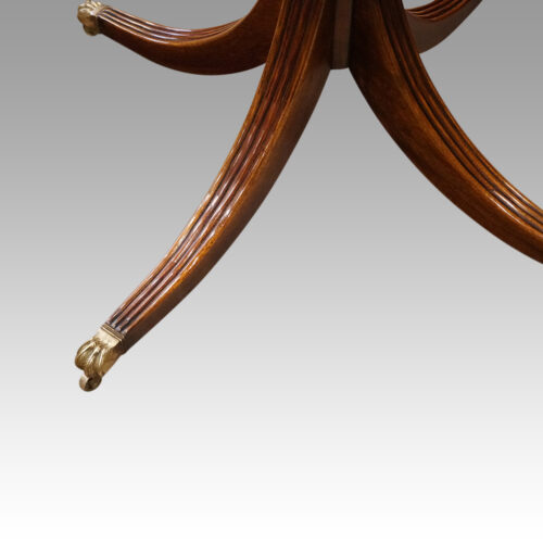 George V mahogany twin pillar dining table splay leg
