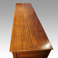 Georgian oak cabriole leg dresser base top