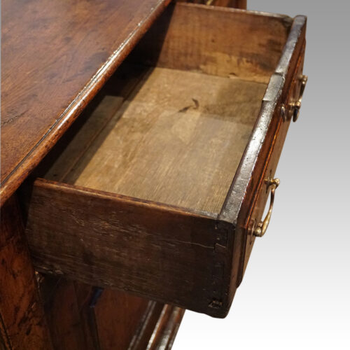18thc. oak dresser drawer joints
