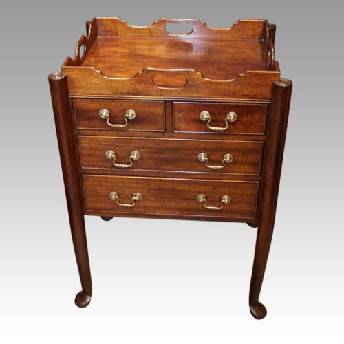 Pair of mahogany tray top bedsides front