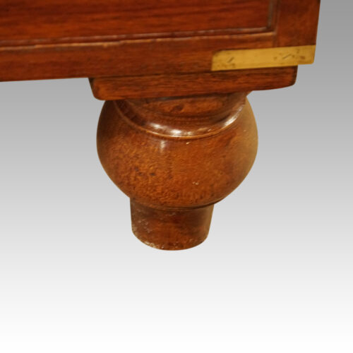 Victorian Army and Navy Campaign chest foot