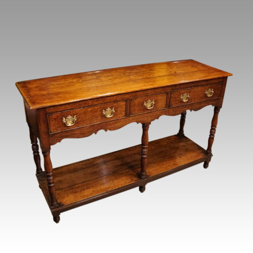 Georgian pot board dresser base angle